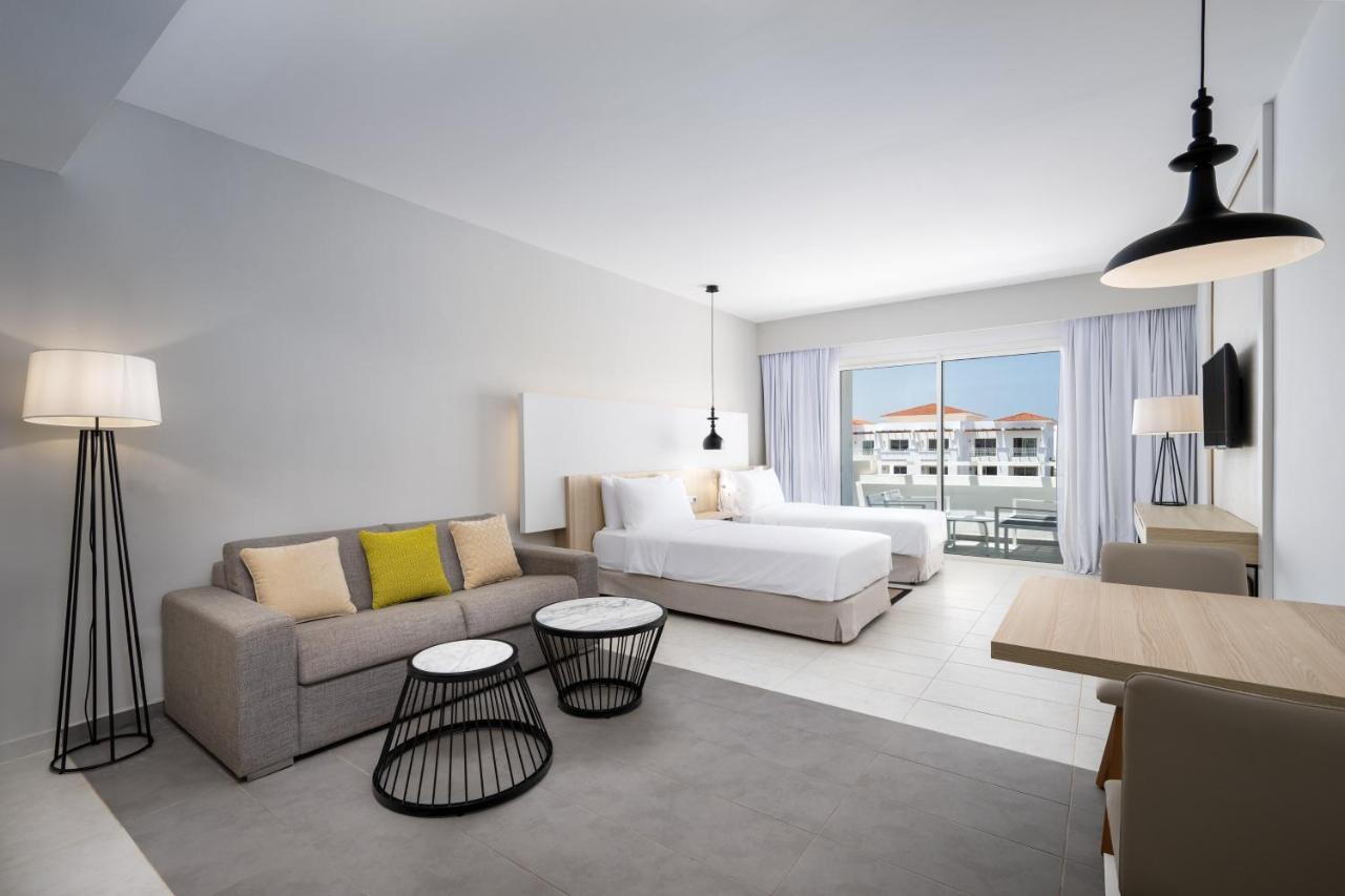 Radisson Blu Residences, سعيدية المظهر الخارجي الصورة