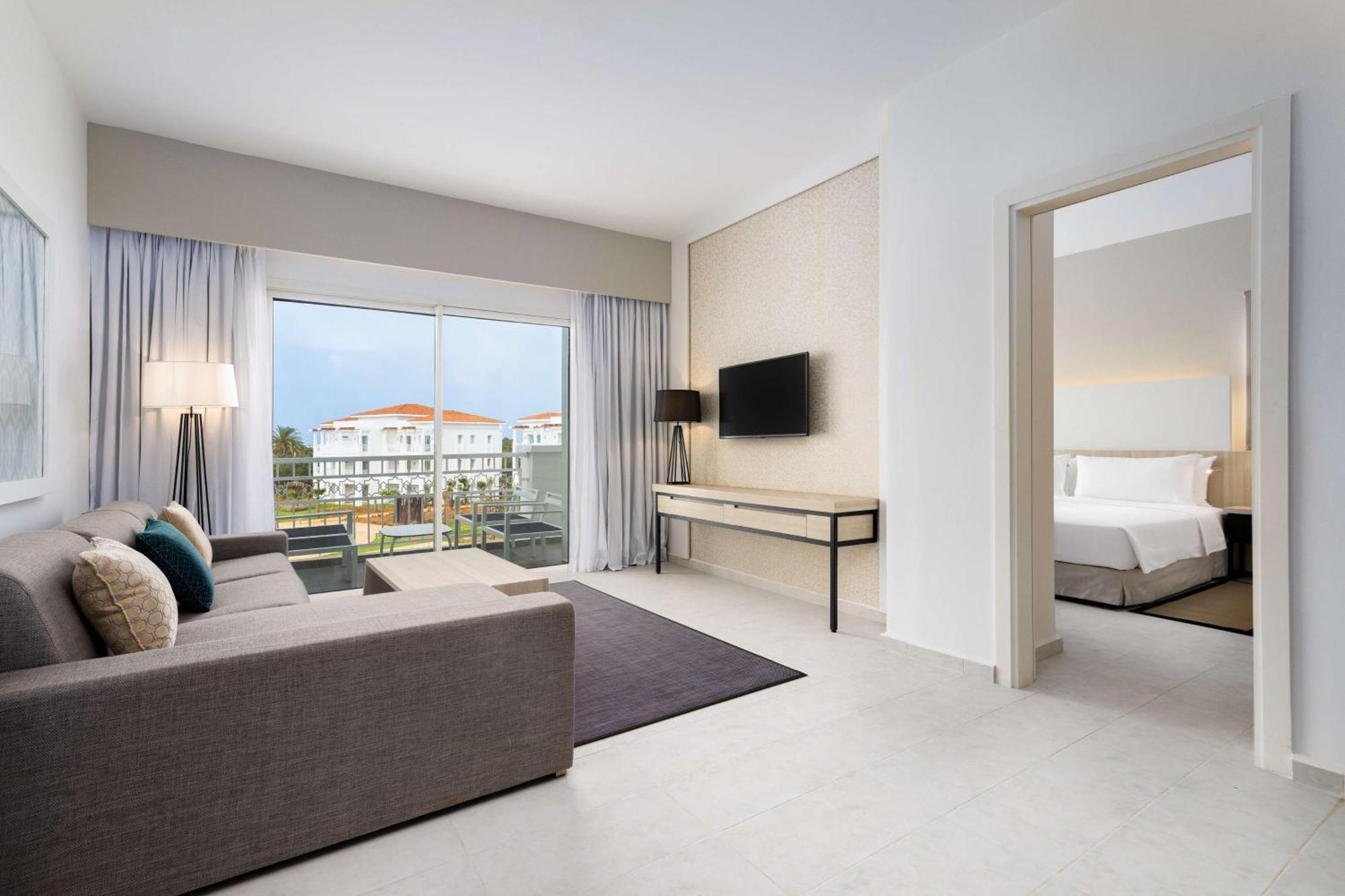 Radisson Blu Residences, سعيدية المظهر الخارجي الصورة